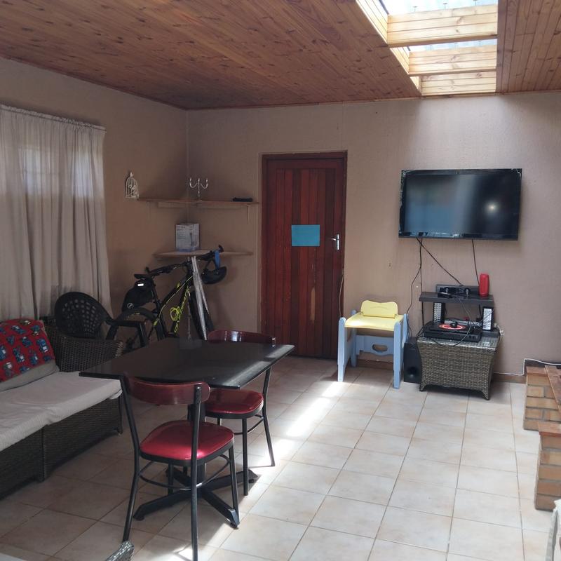 3 Bedroom Property for Sale in Peerless Park North Western Cape